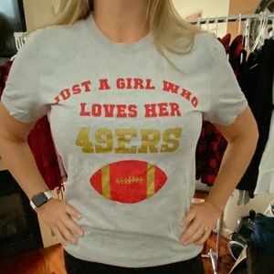 Women’s 49ers T-shirt
